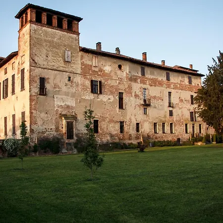 Castello Beccaria Çiftlik konaklama